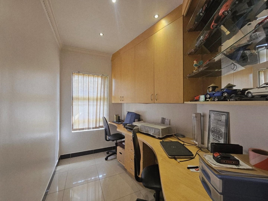 4 Bedroom Property for Sale in Ladybrand Free State